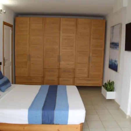 Apartament *