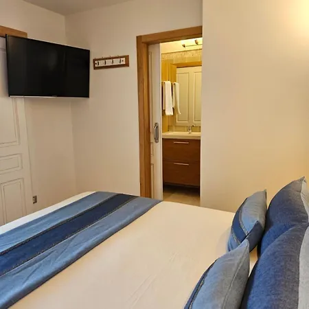 Apartament *